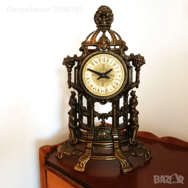 Продавам стар каминен часовник електромеханичен, снимка 1