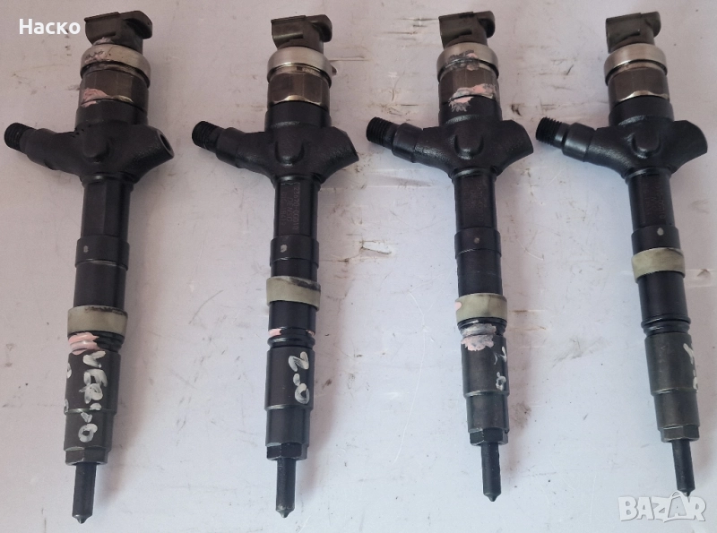 Дюза Дюзи Тойота Корола Версо Авенсис 2.0 116 к.с. Toyota Corolla Verso Avensis 2.0 D4D 23670-0G010, снимка 1