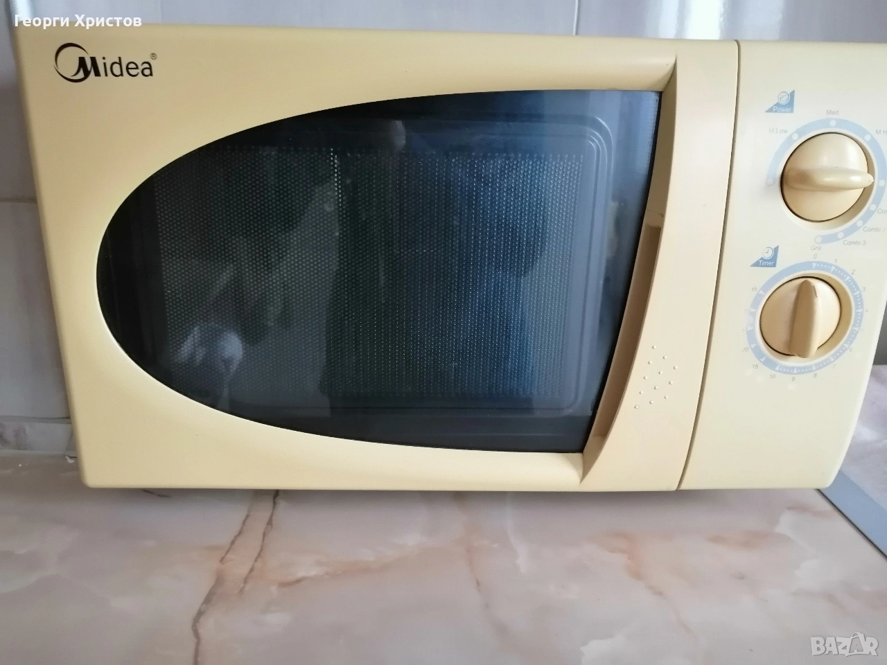 микровълнова печка MIDEA с грил, снимка 1