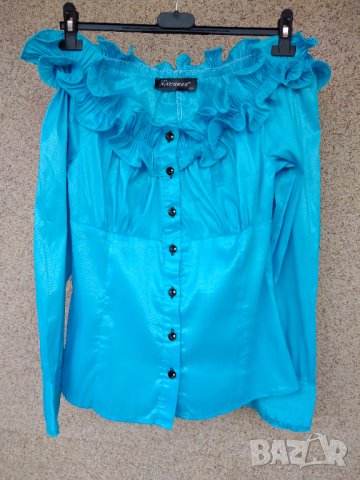 Дамска стилна блуза от небесно син копринен еластичен плат