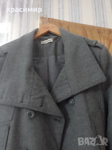 Дамско късо палто, снимка 2 - Палта, манта - 51918554