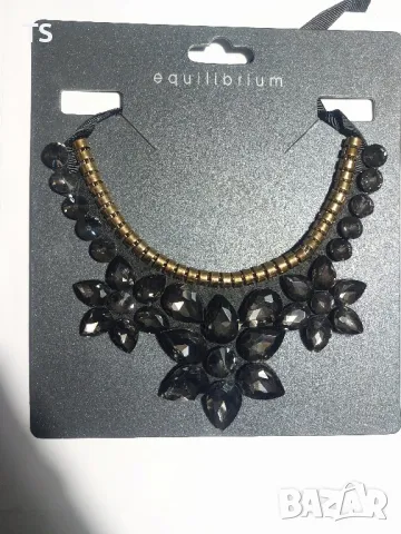Красиво дамско черно колие , снимка 2 - Колиета, медальони, синджири - 40506562