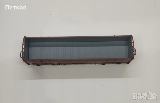 Товарен вагон четириосен Piko мащаб H0, снимка 3 - Колекции - 53065480