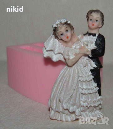 Булка и Младоженец младоженци сватбен силиконов молд форма фондан шоколад гипс сватба, снимка 2 - Форми - 38810317