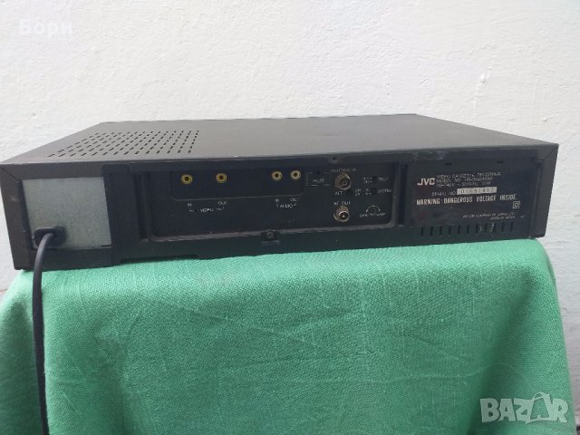  Видео JVC HR-D542A(DK), снимка 6 - Плейъри, домашно кино, прожектори - 29176268