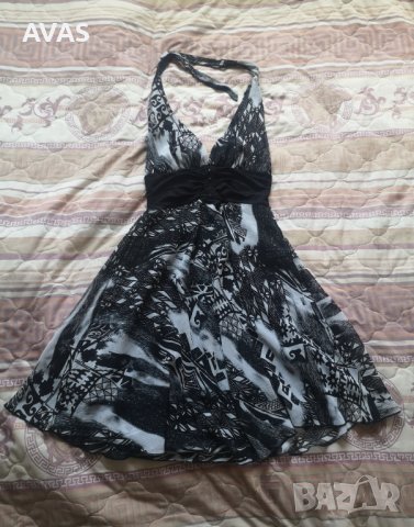 Нова лятна рокля черно с бяло/сиво M размер на връзки с подплата, снимка 1 - Рокли - 36880451