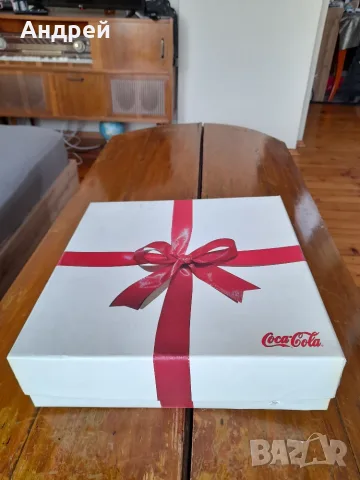 Подаръчен комплект чинии Coca Cola