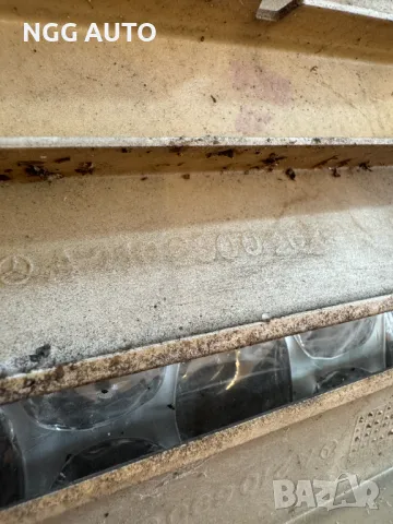 Външна лайсна врата за Mercedes Benz W210 (1995 - 2003), A 210 690 04 62, A 210 690 03 62, снимка 4 - Части - 48745502