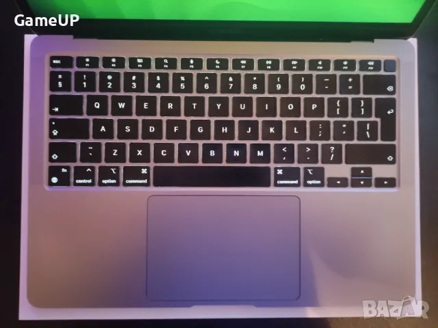 Apple MacBook AIR 13 M1 8GB RAM, 256GB SSD в перфектно състояние, снимка 2 - Лаптопи за дома - 48948089
