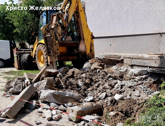 Багер, бобкат, дъмпер, валяк , снимка 6 - Други почистващи услуги - 53907938