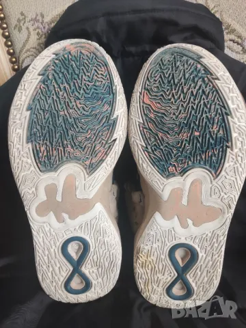 баскетболни маратонки Nike Kyrie 8 Infinity Mother Nature & Father Timе, снимка 5 - Маратонки - 49749265