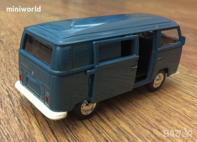 Volkswagen T2 Panel Van VW - мащаб 1:43 на Maisto модела е нов в кутия, снимка 3 - Колекции - 31358073