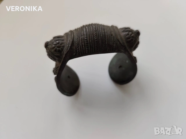 Възрожденска гривна Рогатка