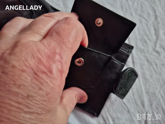 Луксозен  портфейл от скат, снимка 6 - Портфейли, портмонета - 50015123