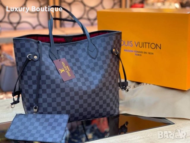 Черна чанта Louis Vuitton 