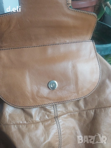 Три големи чанти. ESCADA Original 100% Кожа Голяма чанта, снимка 16 - Чанти - 51676636