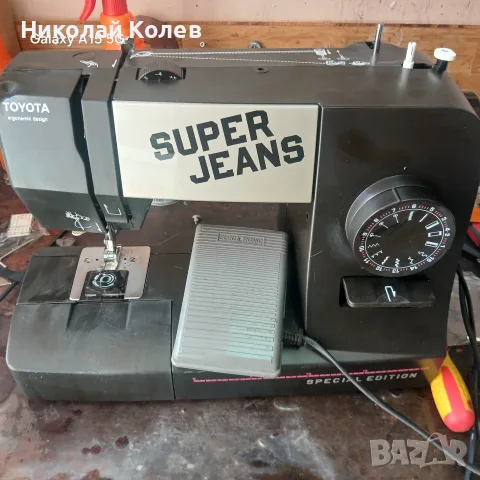 Шевна машина тоуота jeans