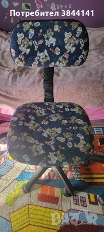 Син детски стол за бюро с амортисьор., снимка 2 - Мебели за детската стая - 52421122