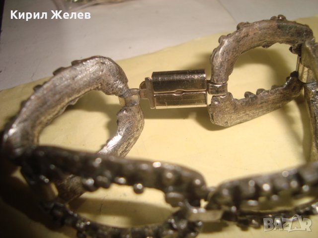 ДЕБЕЛО ПОСРЕБРЕНА ВИНТИДЖ АРТ ГРИВНА от БЛАГОРОДНА НЕРЪЖДАЕМА СТОМАНА ХУДОЖЕСТВЕНА ИЗРАБОТКА 27428, снимка 10 - Антикварни и старинни предмети - 35100966