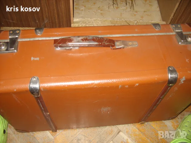 голям ретро куфар от 1960 г