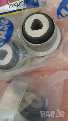 4бр тампони за носач за рено , снимка 2 - Части - 52913243