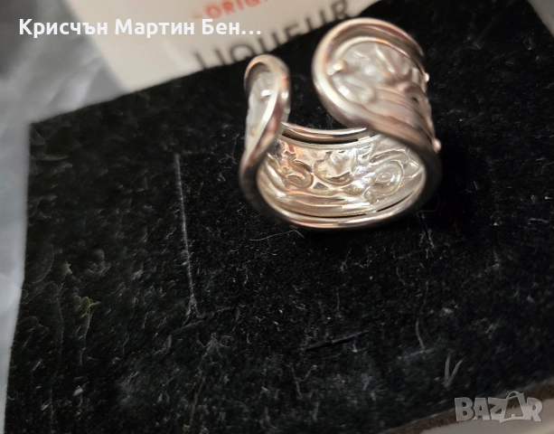 Златен Пръстен Проба 750/18к, снимка 9 - Пръстени - 52751777