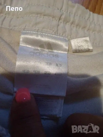 Гащи Adidas , снимка 2 - Къси панталони - 50245187