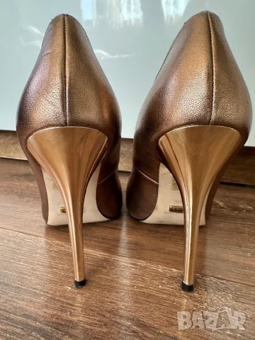 Токчета Buffalo Rose gold, снимка 2 - Дамски обувки на ток - 47364695