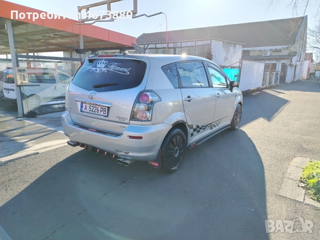 TOYOTA COROLLA VERSSO 2.2 DIZEL, снимка 3 - Автомобили и джипове - 52930831