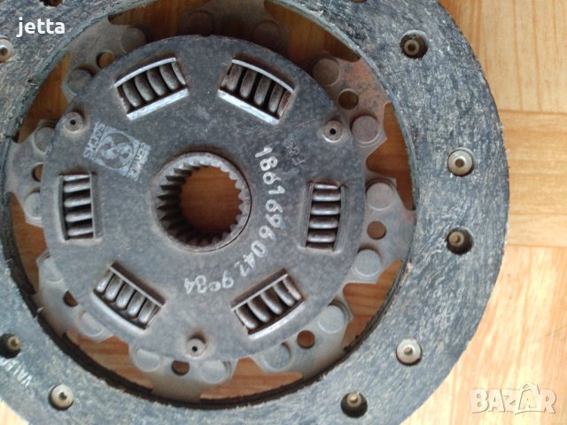 феродов диск за съединител за форд сиера, capri, taunus sachs 1861696042, снимка 2 - Части - 40292034