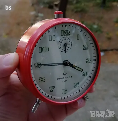 Механичен ретро будилник Mera Poltik Trivox , снимка 3 - Антикварни и старинни предмети - 47438100