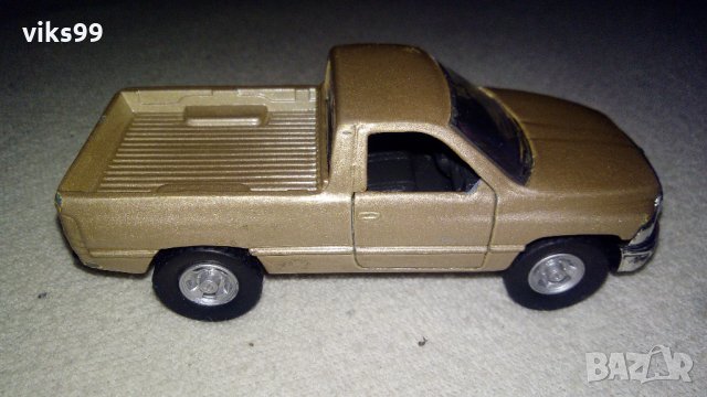 Метална количка Maisto Dodge Ram 1/46, снимка 6 - Колекции - 35085901