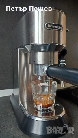 Кафемашина Delonghi Dedica EC685 перфектно еспресо кафе Делонги , снимка 5 - Кафемашини - 53957131