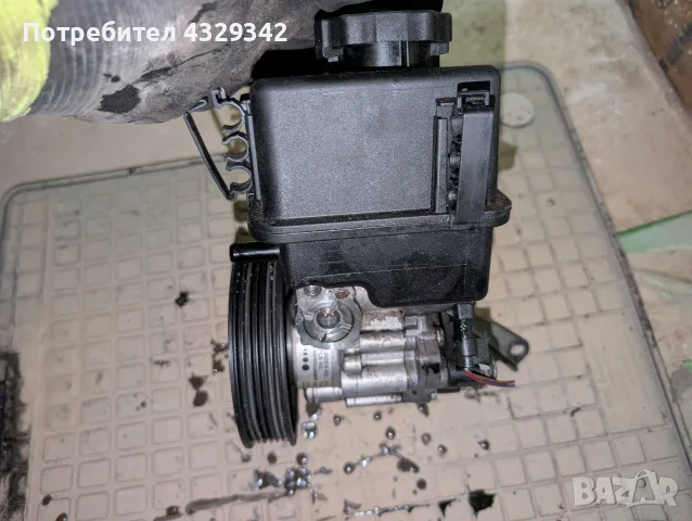 A0064461501 ХИДРАВЛИЧНА ПОМПА OEM MERCEDES W204 OM651 2012