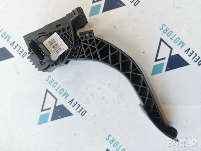 9854066280 Електронен педал на газта Bosch 6-пинова електрическа букса за Peugeot 308 (P5), 1.2