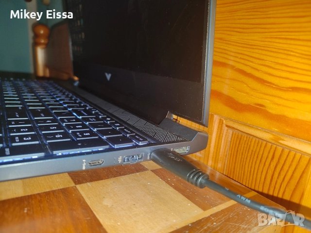 геймарски лаптоп HP Victus 15, снимка 11 - Лаптопи за дома - 52768525