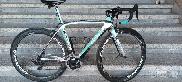 Шосеен карбонов велосипед Bianchi, снимка 1