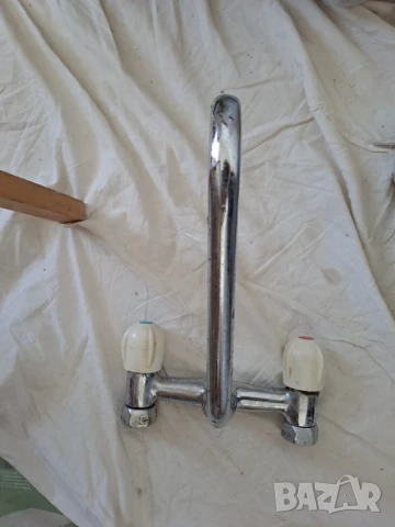 Стенен смесител /батерия/ за мивка двуръкохватков , снимка 5 - ВИК - 50951378