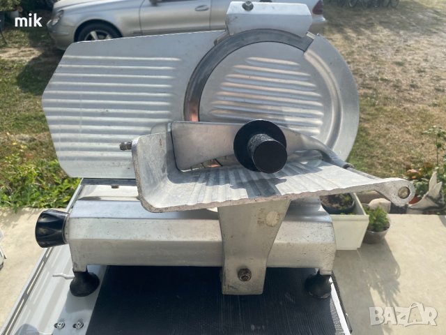 Слайз Машина - Професионална колбасорезачка