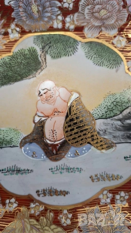 Японска декоративна чиния в стил Satsuma, снимка 3 - Чинии - 54234936