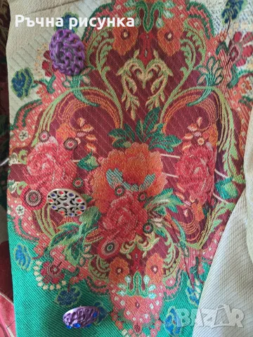 Емблематично дамско палто/шлифер на испанската марка Desigual, модел "Natalia", снимка 2 - Палта, манта - 56251630