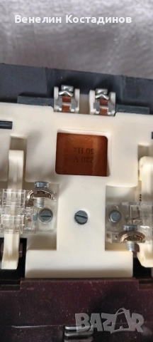 Чешки контактори 100А, 220V, снимка 2 - Резервни части за машини - 53896762