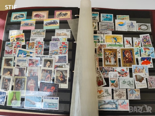 Класьор с пощенски марки