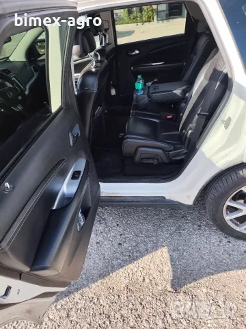 Dodge Journey 3,6 ГАЗ, снимка 15 - Автомобили и джипове - 56246013
