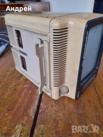 Стар телевизор Електроника 409Д, снимка 7 - Антикварни и старинни предмети - 52298130