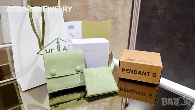 Van Cleef & Arpels VCA Пълен Комплект Кутия / Плик и Сертификат Колие