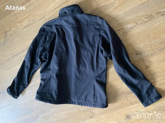 Дамски софтшел Helly Hansen, снимка 2 - Спортни екипи - 50274879