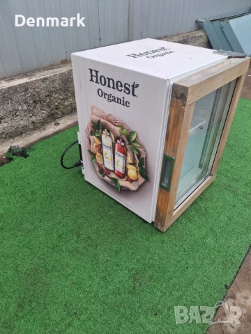 Малка хладилна витрина , снимка 2 - Хладилници - 54270994