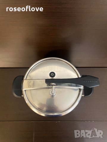 LAGOSTINA ITALY / Италия качествена тенджера под налягане 6 литра, снимка 14 - Съдове за готвене - 31451694