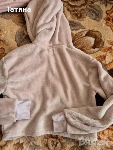 Блуза с качулка,S, снимка 3 - Детски Блузи и туники - 52037485